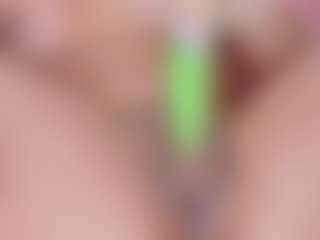 Live cam show with Samara - Foot Fetish Black on StripNow