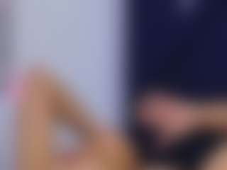Live cam show with Samara - Brown Hair Teen (18+) on Camsoda