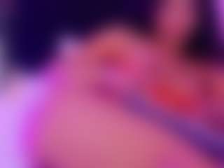 Live cam show with Samara - Small Tits on thefappeningchat.com