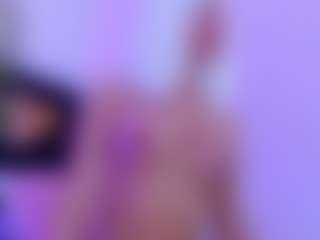 Live cam show with Samara - Wet on Camsoda