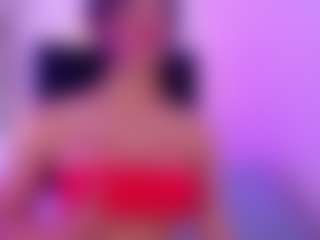 Live cam show with Samara - Ebony Teen (18+) on CamwithHer