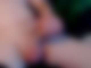Justmehorny's Live Sex Cam Show