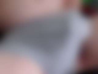 Live cam show with Justmehorny - Blowjob on Pornisteam.com