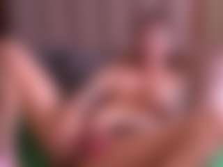 Live cam show with Teya - Petite Teen (18+) on eurowanks.com