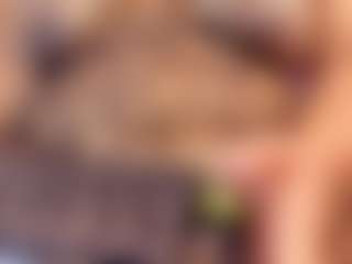 Live cam show with hannnasmith - Spy Granny on Camiplay Live