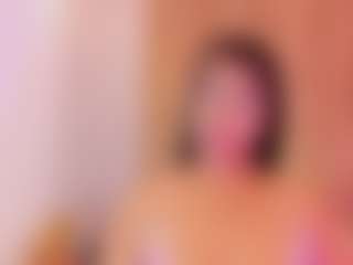 Live cam show with hannnasmith - Average on Camsoda