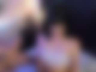 Live cam show with IssaAndNeronn - Amateur on xxxlivecams.org