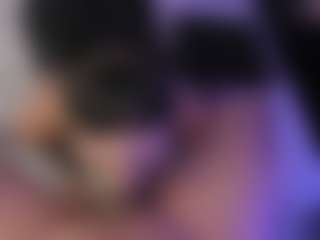 Live cam show with IssaAndNeronn - Skinny on SxyPornLive