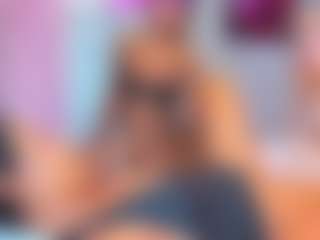 lyrus-shine's Live Sex Cam Show