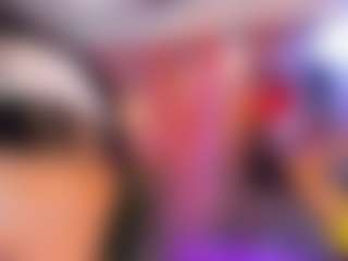lyrus-shine's Live Sex Cam Show