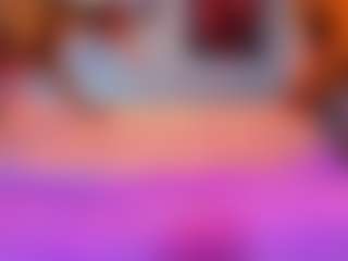 Live cam show with lyrus-shine - Green Eyes on Cam Slut