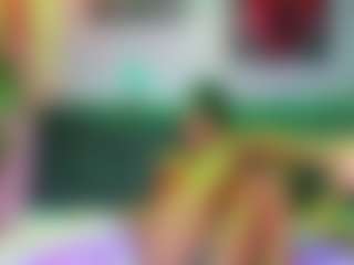 Live cam show with lyrus-shine - Squirt on Big Tits