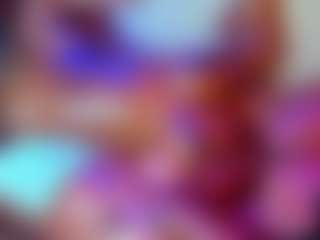 Live cam show with lyrus-shine - Green Eyes on StripNow