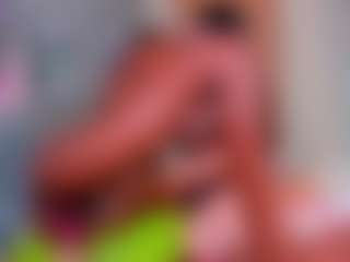 Live cam show with lyrus-shine - Cum Swallowing on Mixed Magazine Live