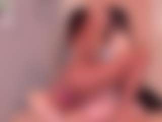 Live cam show with lyrus-shine - Spank on WildCum