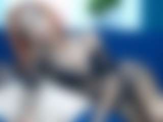 Live cam show with Nisha-Lee - Mature on camwithhim.com