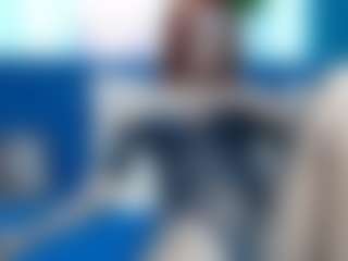 Live cam show with Nisha-Lee - Small Tits on Dare Cams