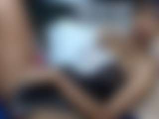 Live cam show with Nisha-Lee - Italian on TeamSkeetLive | kenya