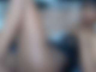 Live cam show with Nisha-Lee - Amateur on Milfs Live