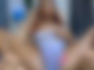 Live cam show with Nisha-Lee - Squirt Toys on Dare Cams