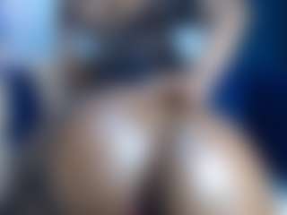 Nisha-Lee's Live Sex Cam Show