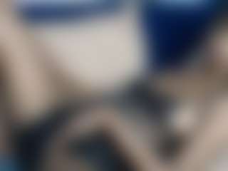 Nisha-Lee's Live Sex Cam Show