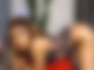 Live cam show with Sexy-Alma - Spank Ebony on nudelive.tv