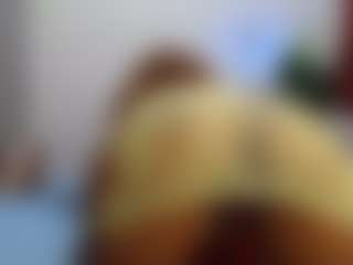 Live cam show with Sexy-Alma - Flashing on CSO-WL