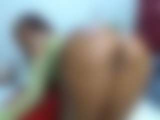 Live cam show with Sexy-Alma - Full Nudity on Milfs Live
