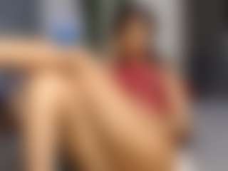 Live cam show with Sexy-Alma - Ebony Shaved Pussy on luckytryst.com