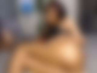 Live cam show with Sexy-Alma - Ebony Small Tits on Camsoda