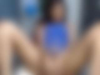 Live cam show with Sexy-Alma - Ebony HD on Camsoda
