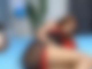 Live cam show with Sexy-Alma - Smoking on madthumbs