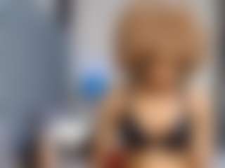 Live cam show with Sexy-Alma - Petite on Camsoda