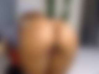 Live cam show with Sexy-Alma - Tease Ebony on https://playwithruby.com | kenya