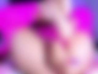 Live cam show with violetta-lond - HD on Camsoda