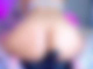 Live cam show with violetta-lond - Bikini on Camsoda