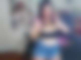 Live cam show with Aliiz-011 - Curvy on eurowanks.com