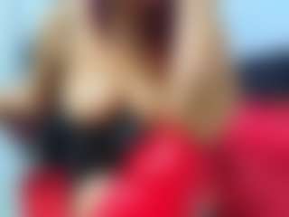 Live cam show with AnabellaThompson - Mature on AdultVida.com