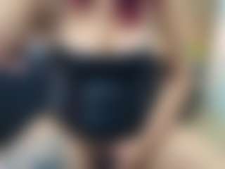 Live cam show with AnabellaThompson - Facial on https://playwithruby.com