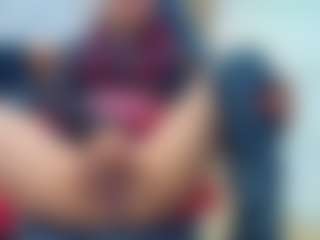 Live cam show with AnabellaThompson - Red Hair Middle Aged on Soda Cam