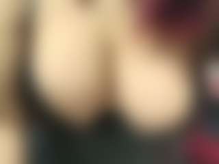 Live cam show with AnabellaThompson - Middle Aged on xxxlivecams.org