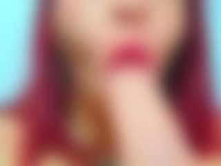 Live cam show with AnabellaThompson - Facial on CamClone