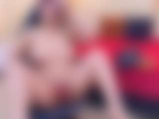 Live cam show with AnabellaThompson - Red Hair Middle Aged on Camsoda