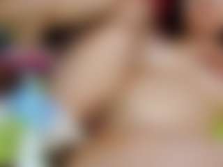 Spettacolo in cam dal vivo con Slutty_milf_bitch - Goth su Camsoda