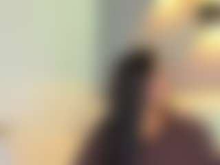 Live cam show with Elisa Castrillon - Latina on parknlotfishbdy | colombia