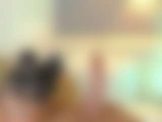 Live cam show with Elisa Castrillon - Full Nudity on sexytreat.net