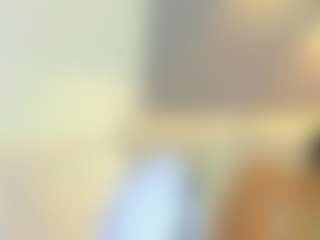 Live cam show with Elisa Castrillon - Double Penetration on xDating