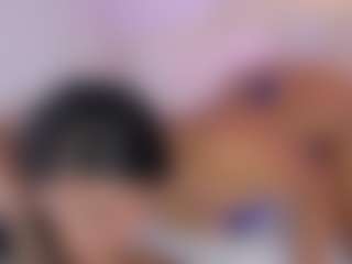 Live cam show with Elisa Castrillon - Dildo Or Vibrator on CamwithHer