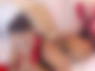 Live cam show with Elisa Castrillon - Flashing on Strip Flash - Live Sex Shows